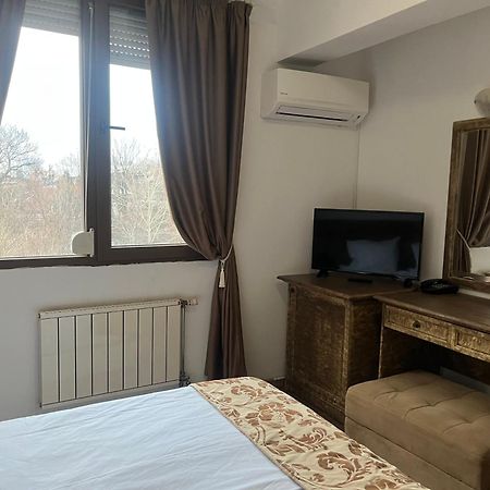 Andesite Boutique Residence Hotel София Экстерьер фото