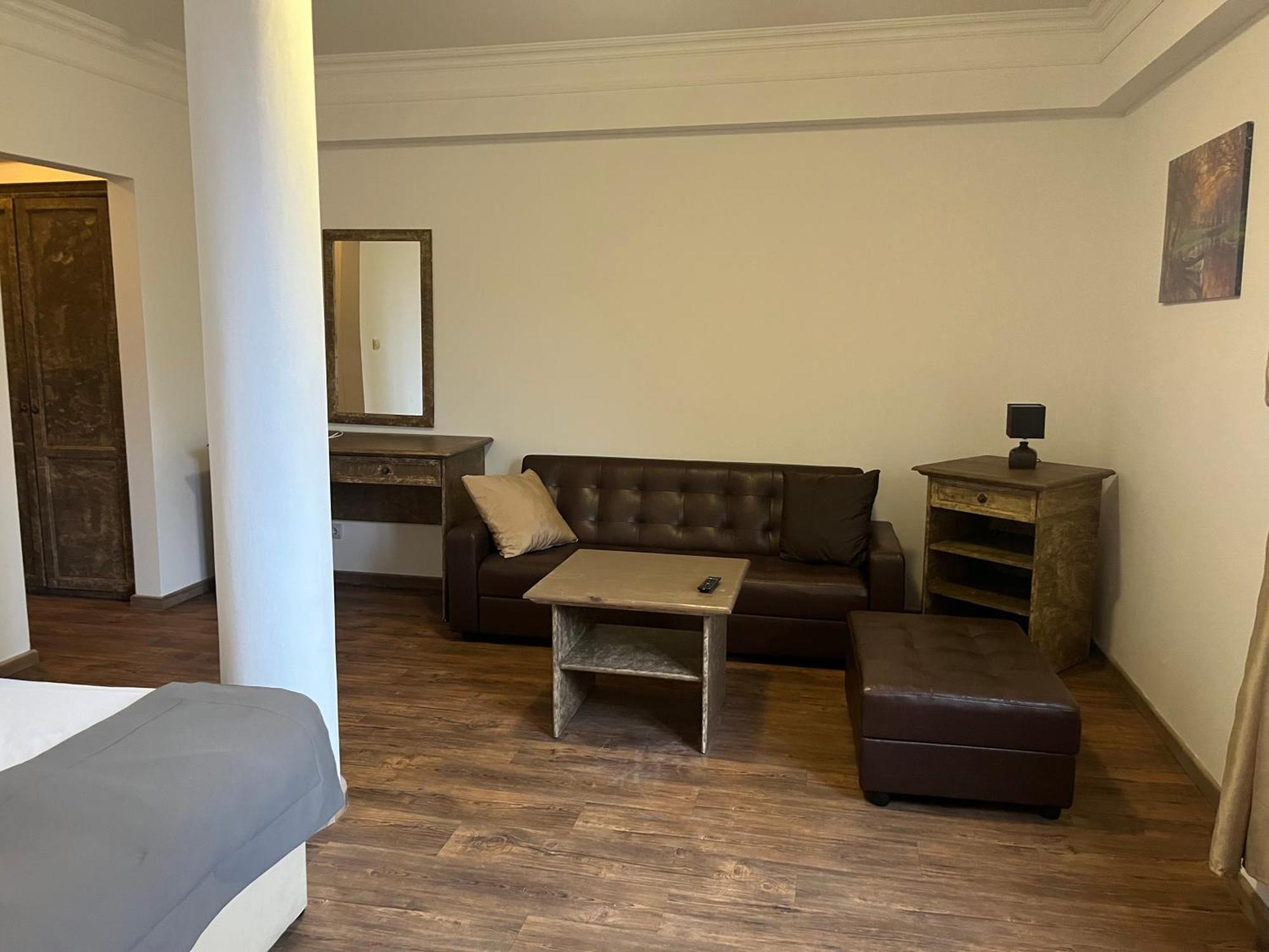 Andesite Boutique Residence Hotel София Экстерьер фото